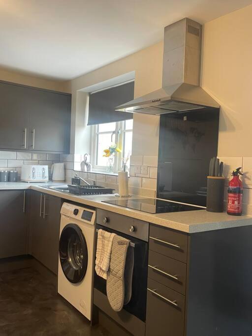 Fern House - By Shortstays4U 2 Bed House With Free Parking In The Town Centre Кингс-Линн Экстерьер фото